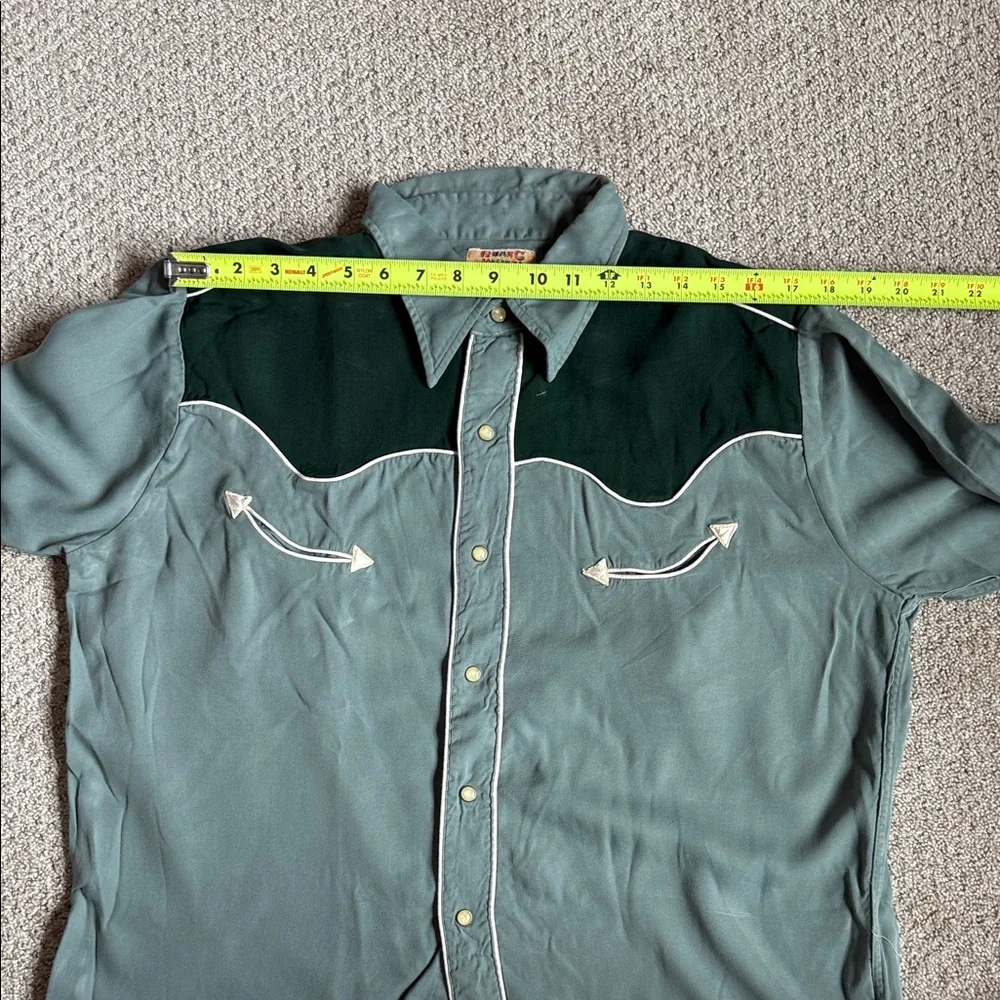 H Bar C Ranchwear Western Shirt in Emerald Sage - Picture 11 of 12